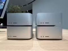 LM Studio 与苹果合作,成功用四台 Mac Studio 运行万亿参数 Kimi K2.6 大模型