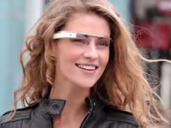 谷歌高管总结 Google Glass 失败教训:时尚比技术更重要